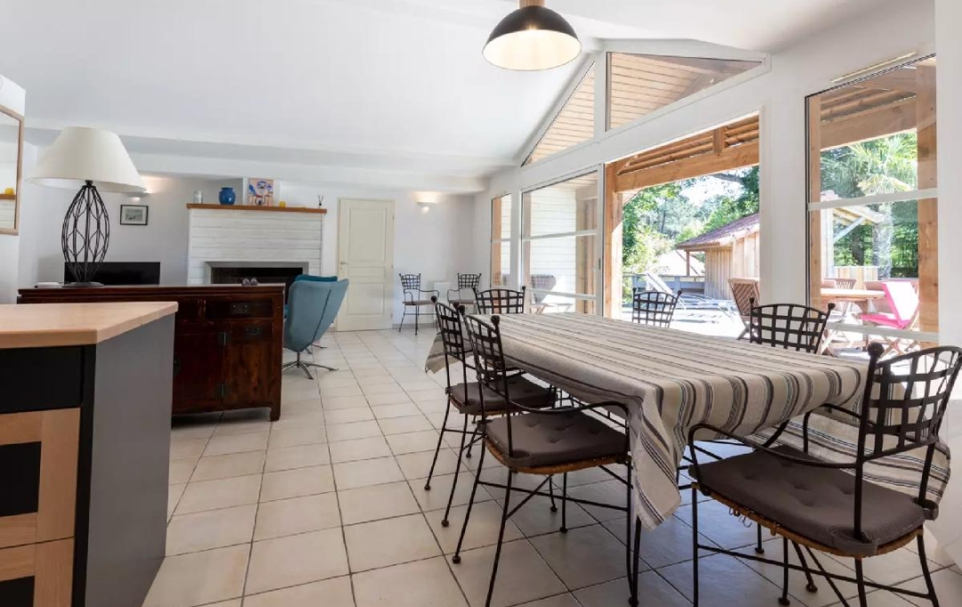 BASTIDE IMMO : House | MOLIETS-ET-MAA (40660) | 100 m2 | 3 500 € 