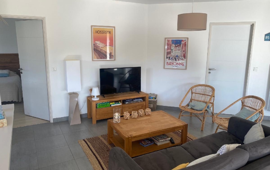 BASTIDE IMMO : House | MOLIETS-ET-MAA (40660) | 120 m2 | 2 000 € 