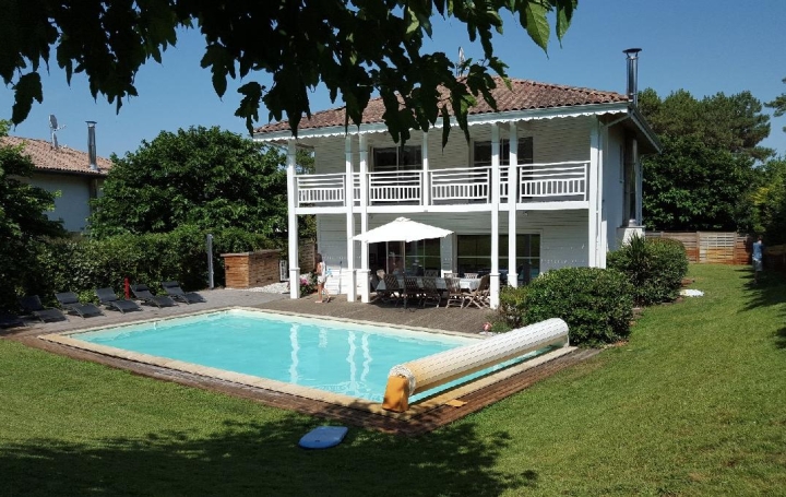  BASTIDE IMMO Appartement | MOLIETS-ET-MAA (40660) | 0 m2 | 4 800 € 